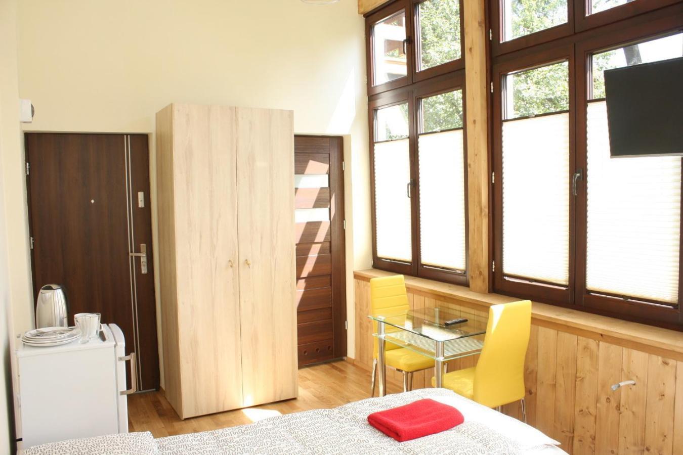 Gimnazjalna 5 - Apartamenty I Pokoje W Centrum Zakopanego Cameră foto